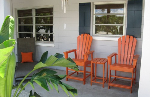 Englewood House | FREE Bikes, Kayaks, SUP's and More! Spoil yourself with unmatched amenities!