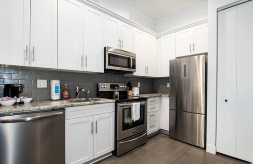 Historic Ybor Apartment | Frontdesk | Bright and Open Studio in Ybor City