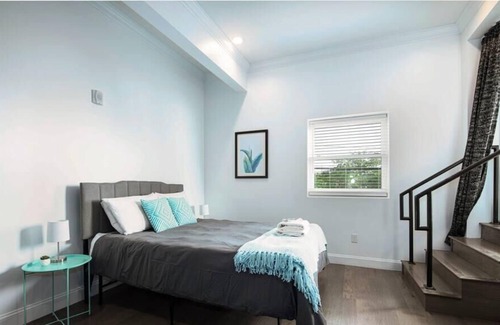 Historic Ybor Apartment | Frontdesk | Bright and Open Studio in Ybor City