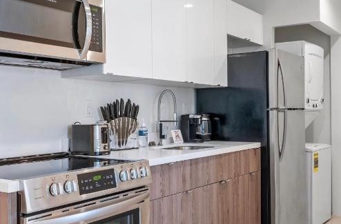 Coral Way Apartment | Full Kitchen 2BDR 1 Bath WD Heart of Little Havana -303-
