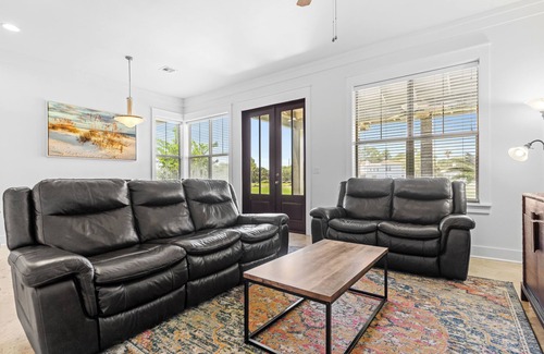 Sandestin Condo | Golf Cart! Fresh New Updates! Front Row Baytowne Golf Course View! Beach & Pool!