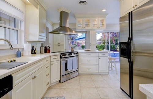 Sarasota House | GORGEOUS 3 Bedroom/2 Bath Home NEAR SIESTA KEY!