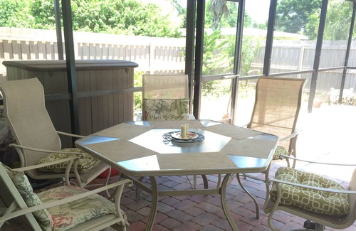 Gulf Gate Estates House | Gorgeous, Fully Furnished 3 Bed/2 Bath With Priv. Heated Pool Near Siesta Key!