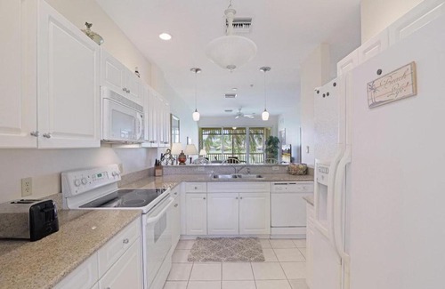 Naples House | Greenlinks 1323