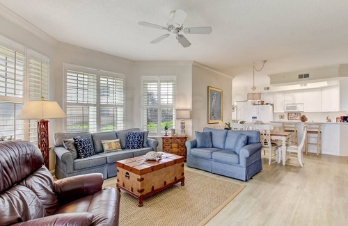 Amelia City Condo | Ground floor unit in gated community. Tastefully decorated and located on southern end of Island.