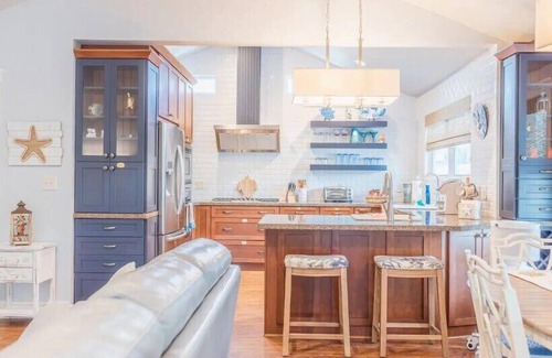 New Smyrna Beach House | Group Vacation in NSB - 16 people in One Location!