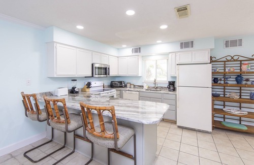 Santa Rosa Beach House | Gulf front townhouse with community pool, incredible views- Blue Mountain Beach