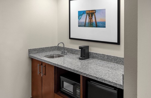 Coconut Creek Hotel | Hampton Inn & Suites Coconut Creek