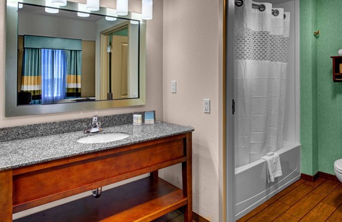 Coconut Creek Hotel | Hampton Inn & Suites Coconut Creek