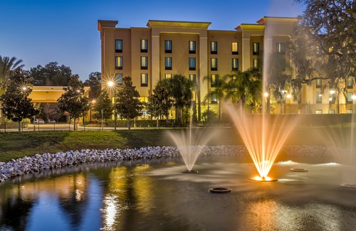 Apopka Hotel | Hampton Inn & Suites Orlando-Apopka
