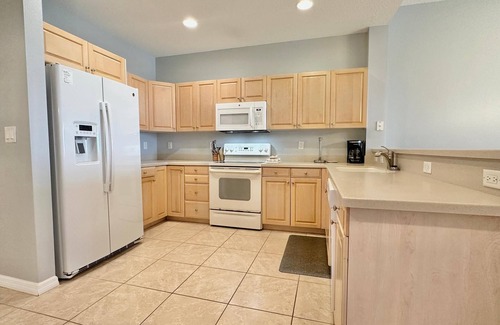 Clearwater Beach Condo | Harborview Grande 604 - 6th Floor Waterfront Condo