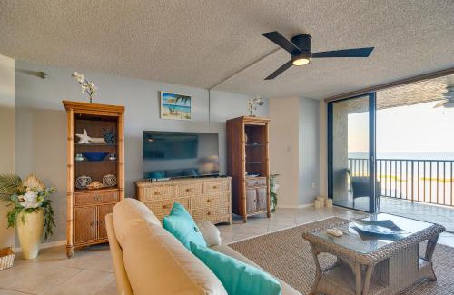 Sand Key Apartment | Heated Pool Access Clearwater Beachfront Condo!
