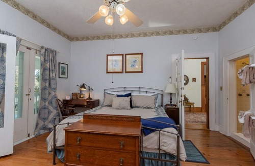 Micanopy Bed & Breakfast | Herlong Mansion Bed and Breakfast Inn - Dogwood