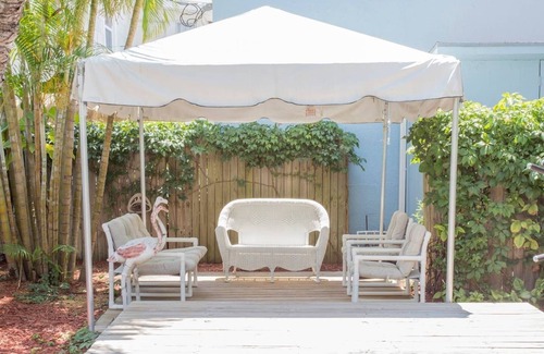 Pass-a-Grille Condo | Historic 8th Ave, 5 Bedroom, Pass-a-Grille, 1-Min From Beach, Sleeps 16