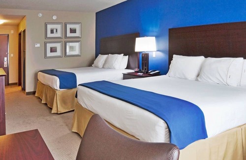 Crystal River Hotel | Holiday Inn Express Crystal River, an IHG Hotel