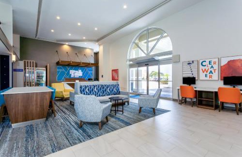 Highpoint Hotel | Holiday Inn Express Hotel Clearwater East - ICOT Center by IHG