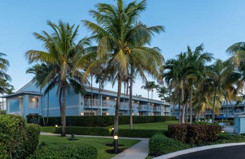 Juno Beach Hotel | Holiday Inn Express- North Palm Beach and IHG Hotel