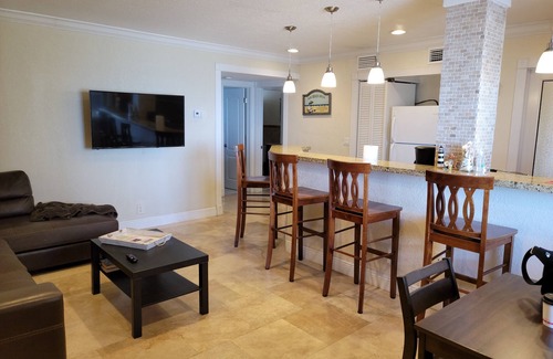 Hollywood Condo | Hollywood Beach Broadwalk La Playa