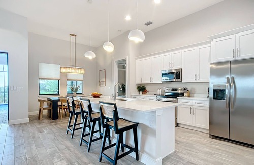 Mariner House | Honeymoon Lake🏝️Heated Pool!