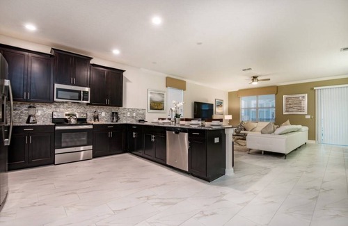 Sandy Ridge House | House ∙ 10 bedrooms ∙ 20 guests