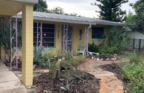 New Smyrna Beach House | House ∙ 2 bedrooms ∙ 6 guests