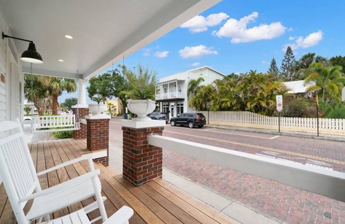 Historic Ybor House | House ∙ 2 bedrooms ∙ 5 guests