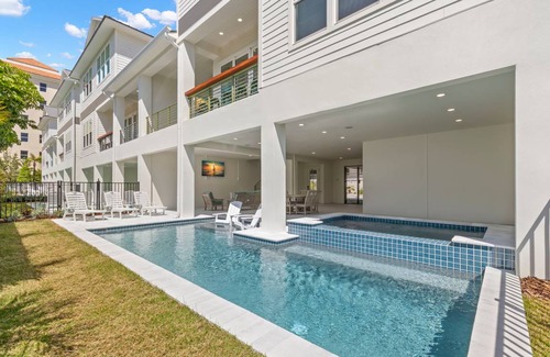 Clearwater Beach House | House ∙ 24 bedrooms ∙ 56 guests