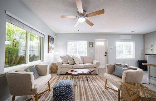 Crescent Beach House | House ∙ 3 bedrooms ∙ 8 guests
