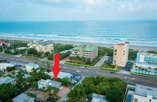 Crescent Beach House | House ∙ 3 bedrooms ∙ 8 guests