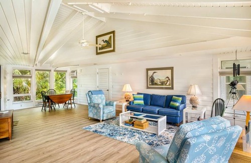 Wulfert House | House ∙ 3 bedrooms ∙ 8 guests