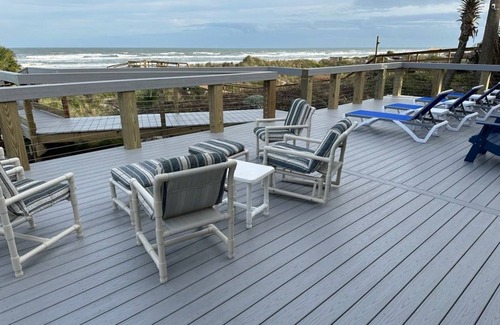 Crescent Beach House | House ∙ 4 bedrooms ∙ 10 guests