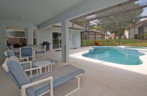 Greater Groves House | House ∙ 4 bedrooms ∙ 10 guests