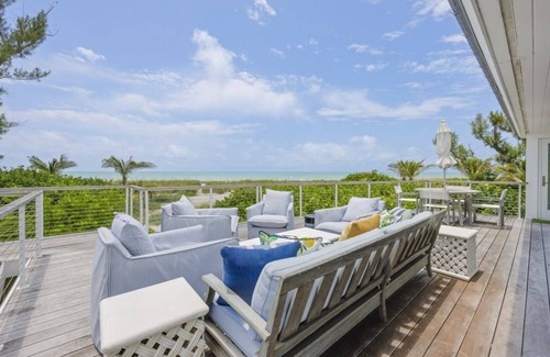 Wulfert House | House ∙ 4 bedrooms ∙ 12 guests