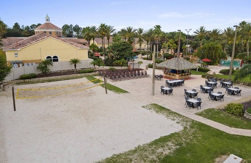 Regal Palms House | House ∙ 4 bedrooms ∙ 8 guests