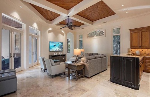 Old Naples House | House ∙ 5 bedrooms ∙ 10 guests