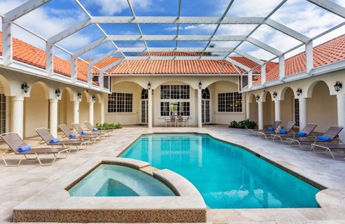 Rural Estates House | House ∙ 9 bedrooms ∙ 18 guests