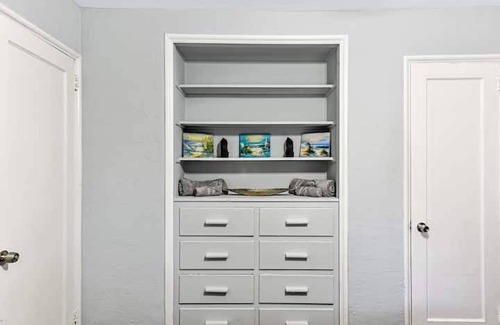 Highland Garden House | House close to restaurants, bars, beach