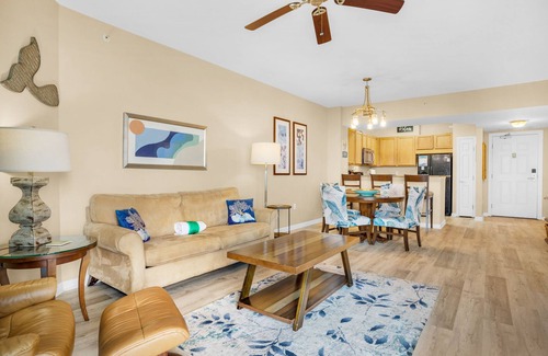 Fort Walton Beach - Destin Condo | HUGE Lagoon Pool~Balcony~Palms Resort 2608 Jr 2BR
