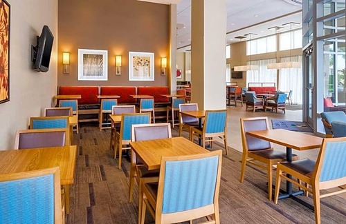 Pineapple Grove Arts District Hotel | Hyatt Place Delray Beach
