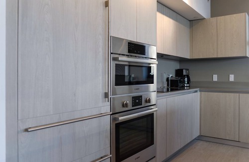 Hallandale Beach Condo | HYDE BEACH HOUSE - Amazing Bay Views - Unit 909