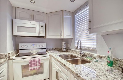 Marco Island Apartment | IM G-5 - Island Manor condo