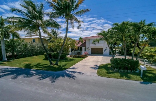 Marathon House | Immediate Availability, Beach, 70 ft Dock - Marathon VACA-23-16 Entire House