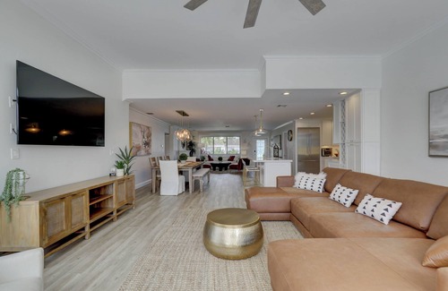 Fort Lauderdale House | Incredibly beautiful intracoastal views heated pool, minutes from the beach