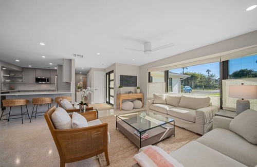 Sanibel House | Island Dreams: Remodeled West Gulf Drive Pool Home