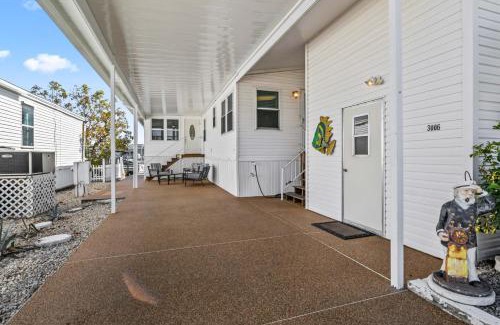Saint James City House | Island Getaway