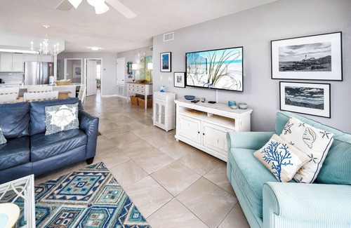 Fort Walton Beach Condo | Islander Beach 3001 Direct Ocean View from Private Balcony, Large Pool, Free Beach Service