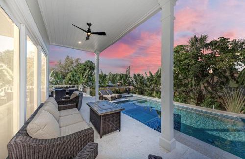 Holmes Beach House | Just Beachy managed by Beach Retreats