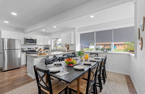 Seminole House | Just WOW! + Heated Pool + 10 Mins to Beach + Games + Foosball & More!