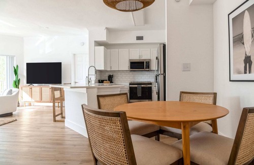 Wellington Apartment | Kasa | Comfy 1BD + Gym Access | Wellington