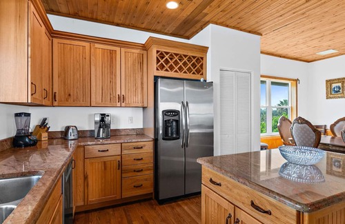 Painters Hill House | Key West-style oceanfront home with breathtaking views & beach access